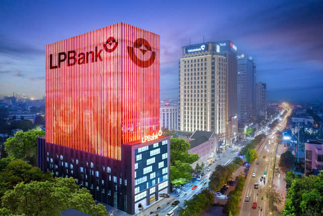 LPBank phát hành lô trái phiếu thứ 6 trong năm 2024, trị giá 2.000 tỷ đồng- Ảnh 1.