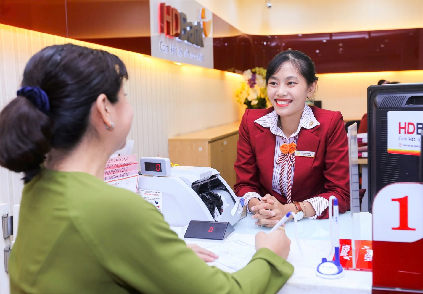HDBank lãi trên 16.700 tỷ đồng trong năm 2024, tăng 28,5%, tạo đà vươn mình trong giai đoạn phát triển mới- Ảnh 2.
