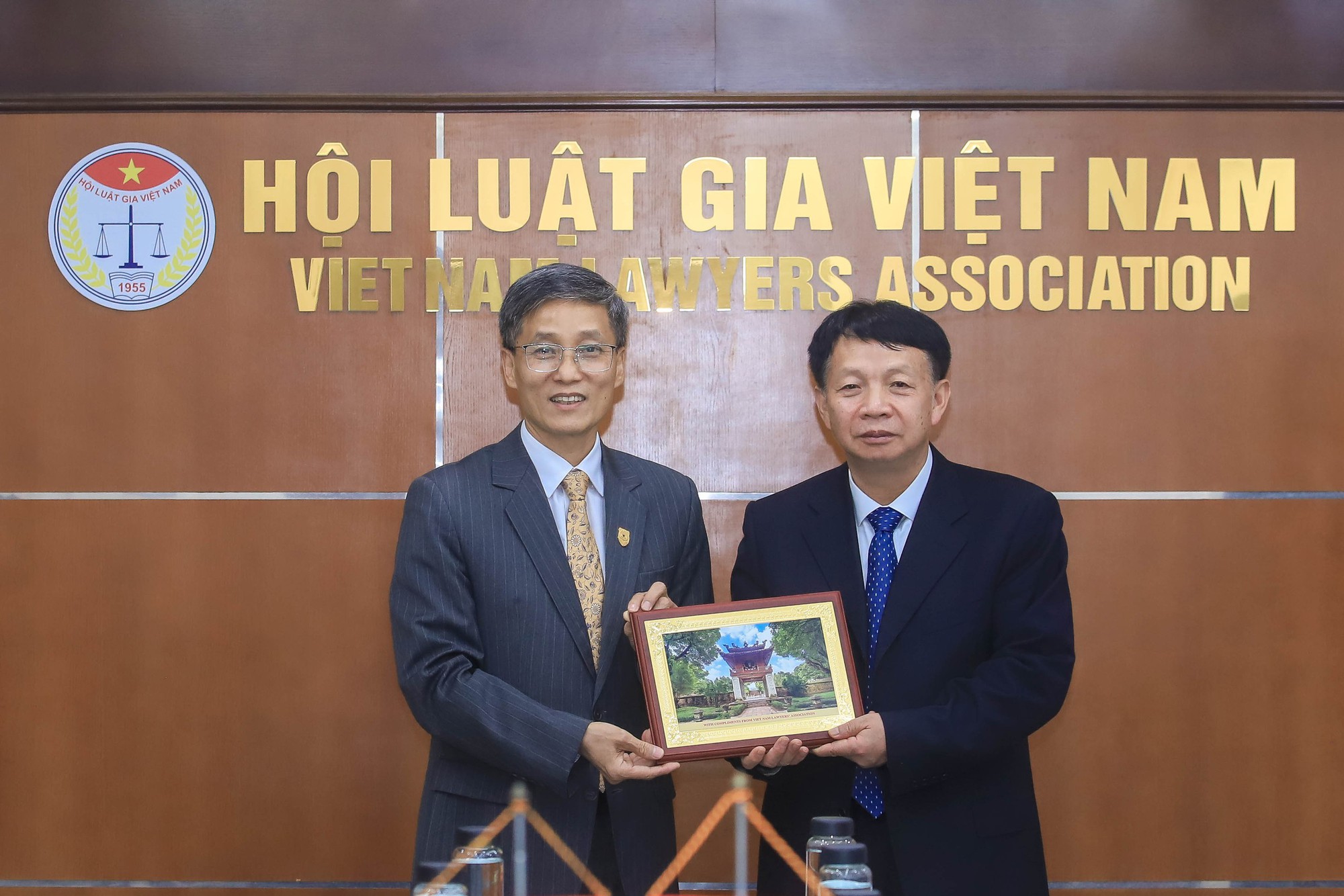 Tăng cường và mở rộng hợp tác giữa Hội Luật gia Việt Nam và Hội Luật gia Trung Quốc- Ảnh 7.