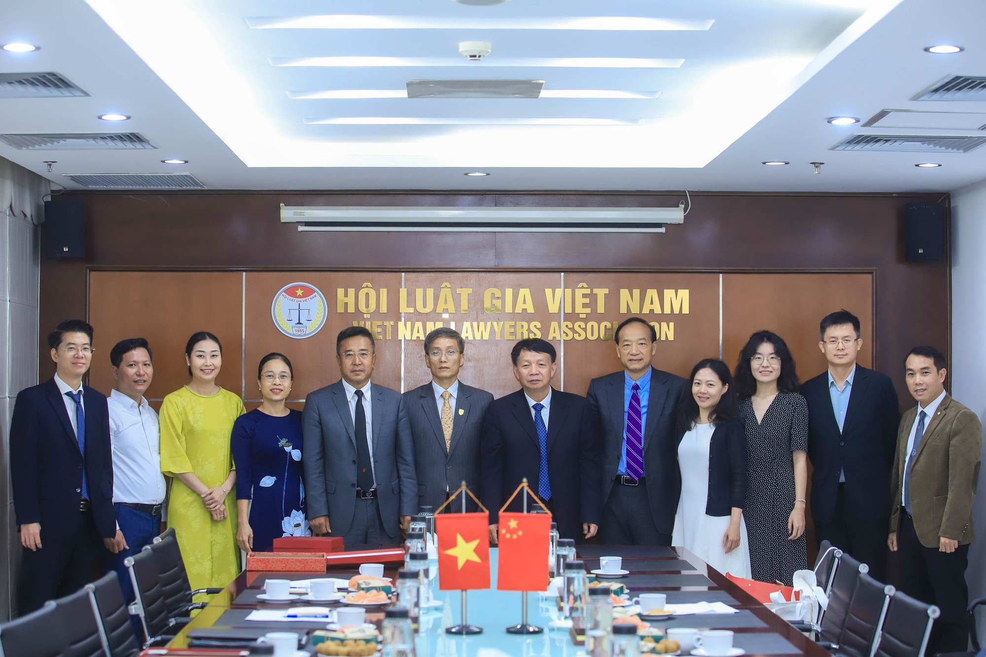 Tăng cường và mở rộng hợp tác giữa Hội Luật gia Việt Nam và Hội Luật gia Trung Quốc- Ảnh 9.