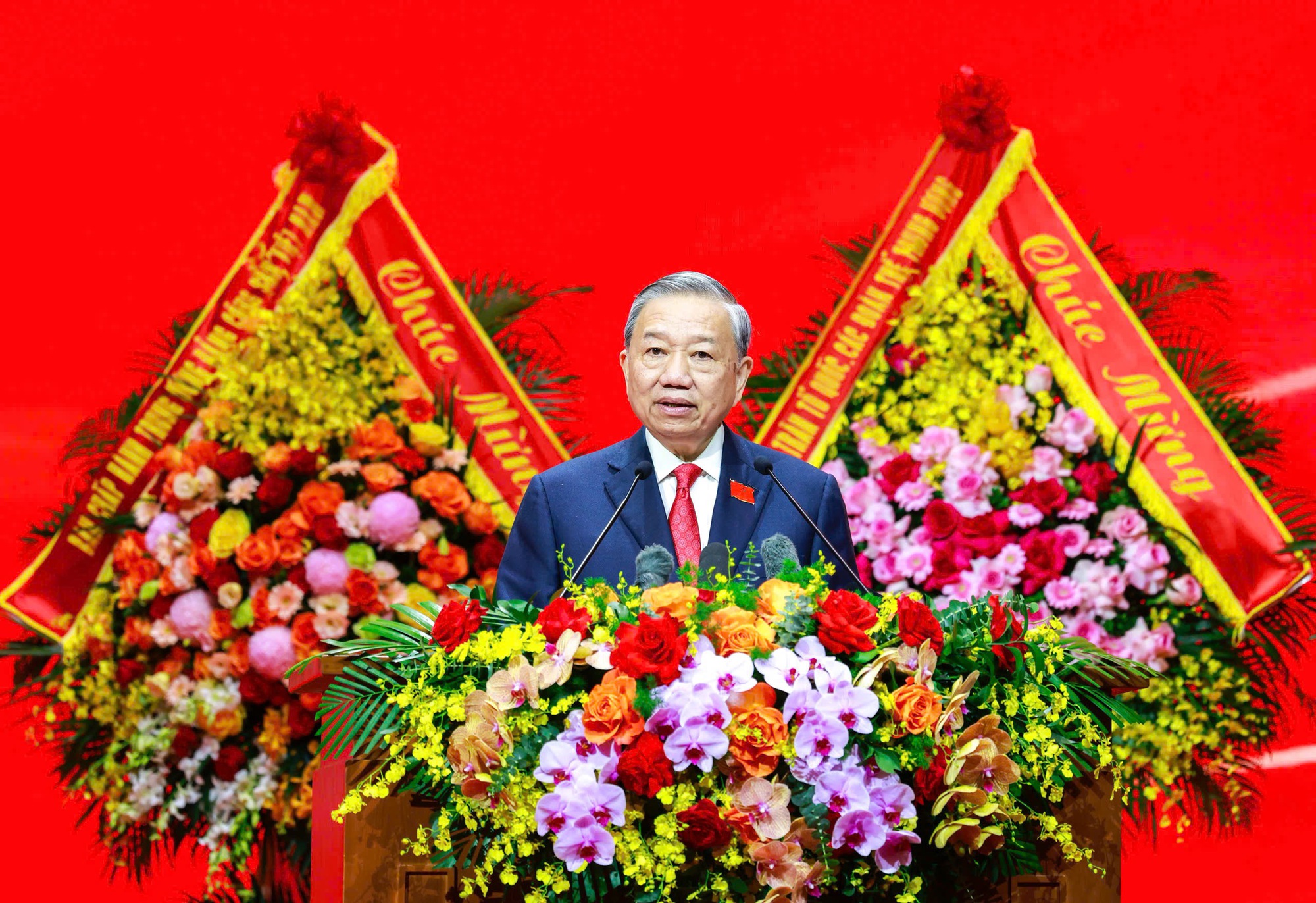 Tổng Bí thư Tô Lâm: Đất nước đã "hàng thẳng, lối thông" bước vào kỷ nguyên mới - Ảnh 1.