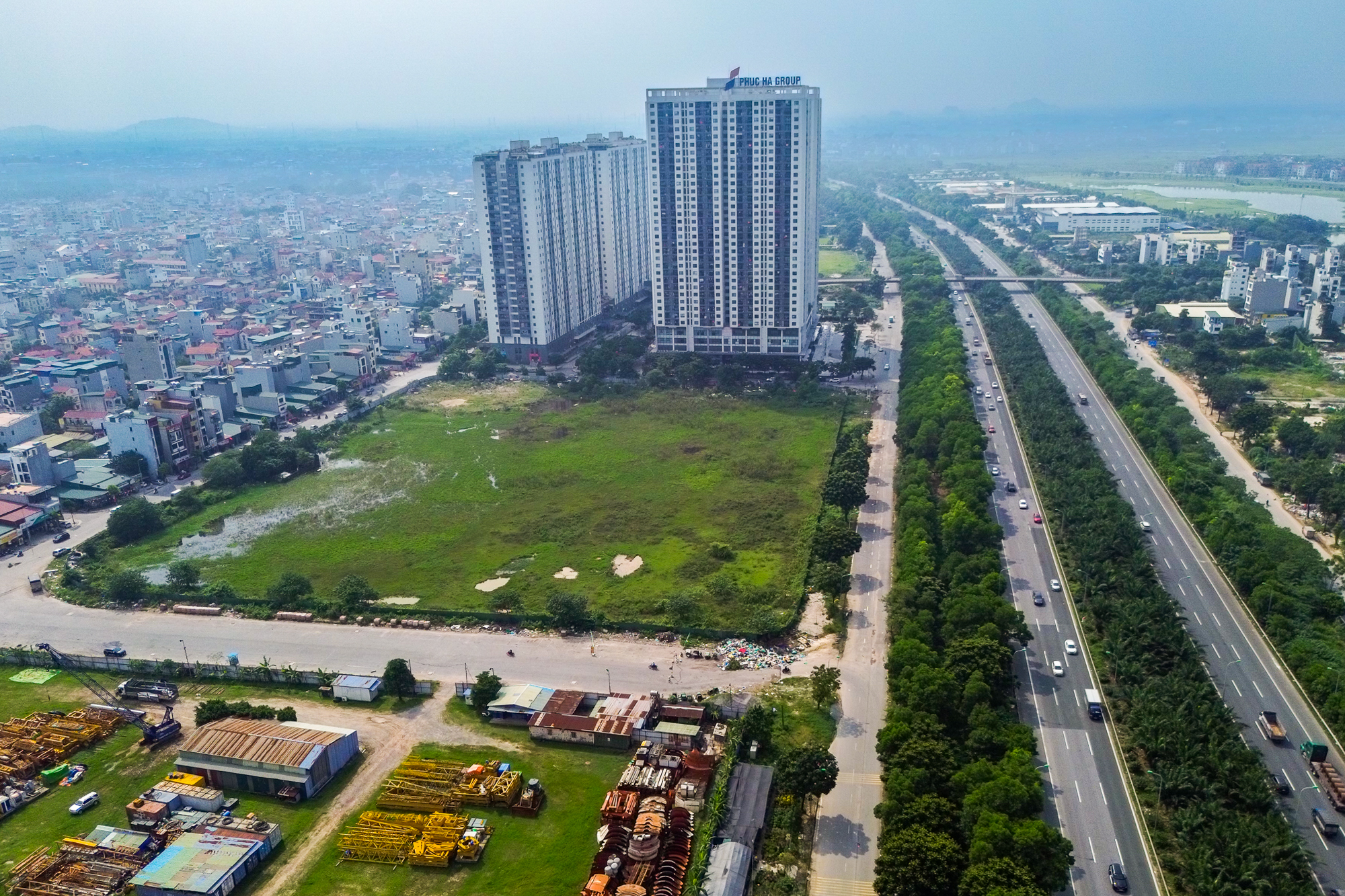 Toàn cảnh lô đất sắp được xây 6 tòa chung cư ở khu nhà giàu chưa mưa đã ngập - Ảnh 4.