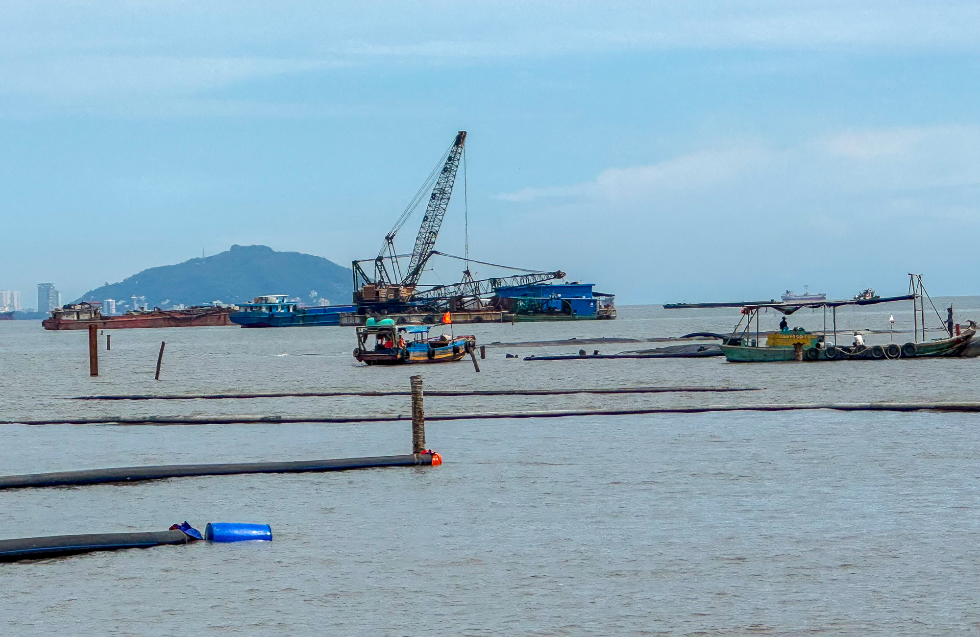 Toàn cảnh khu vực được đề xuất xây cầu nối Cần Giờ với Vũng Tàu, nằm trong dự án lấn biển 9 tỷ USD của Vinhomes - Ảnh 6.