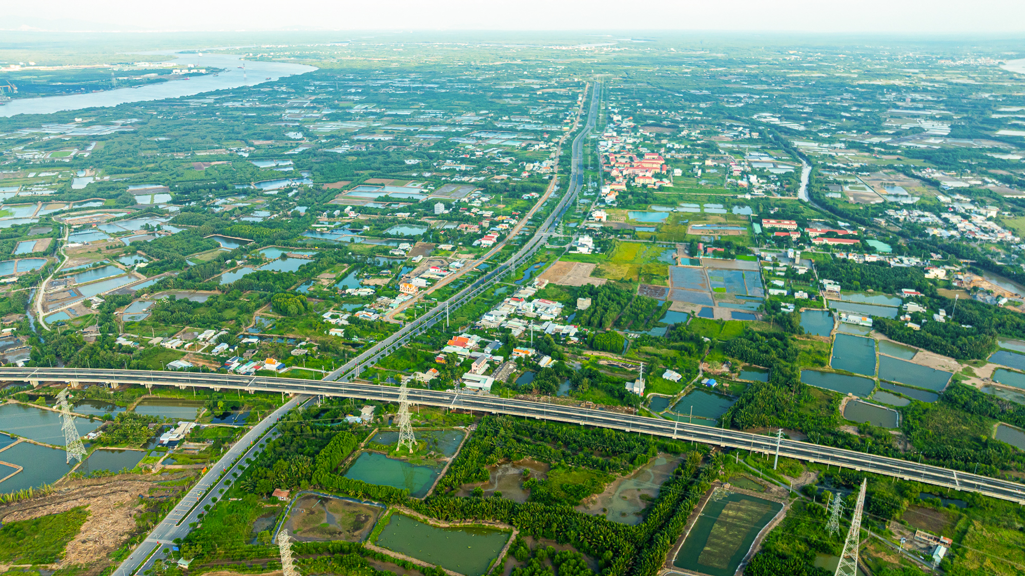 Toàn cảnh khu vực sẽ làm nút giao 3.000 tỷ, lần đầu phá thế qua sông lụy phà của lá phổi xanh ở TP.HCM, đại dự án hơn 9 tỷ USD của Vinhomes hưởng lợi lớn - Ảnh 1.
