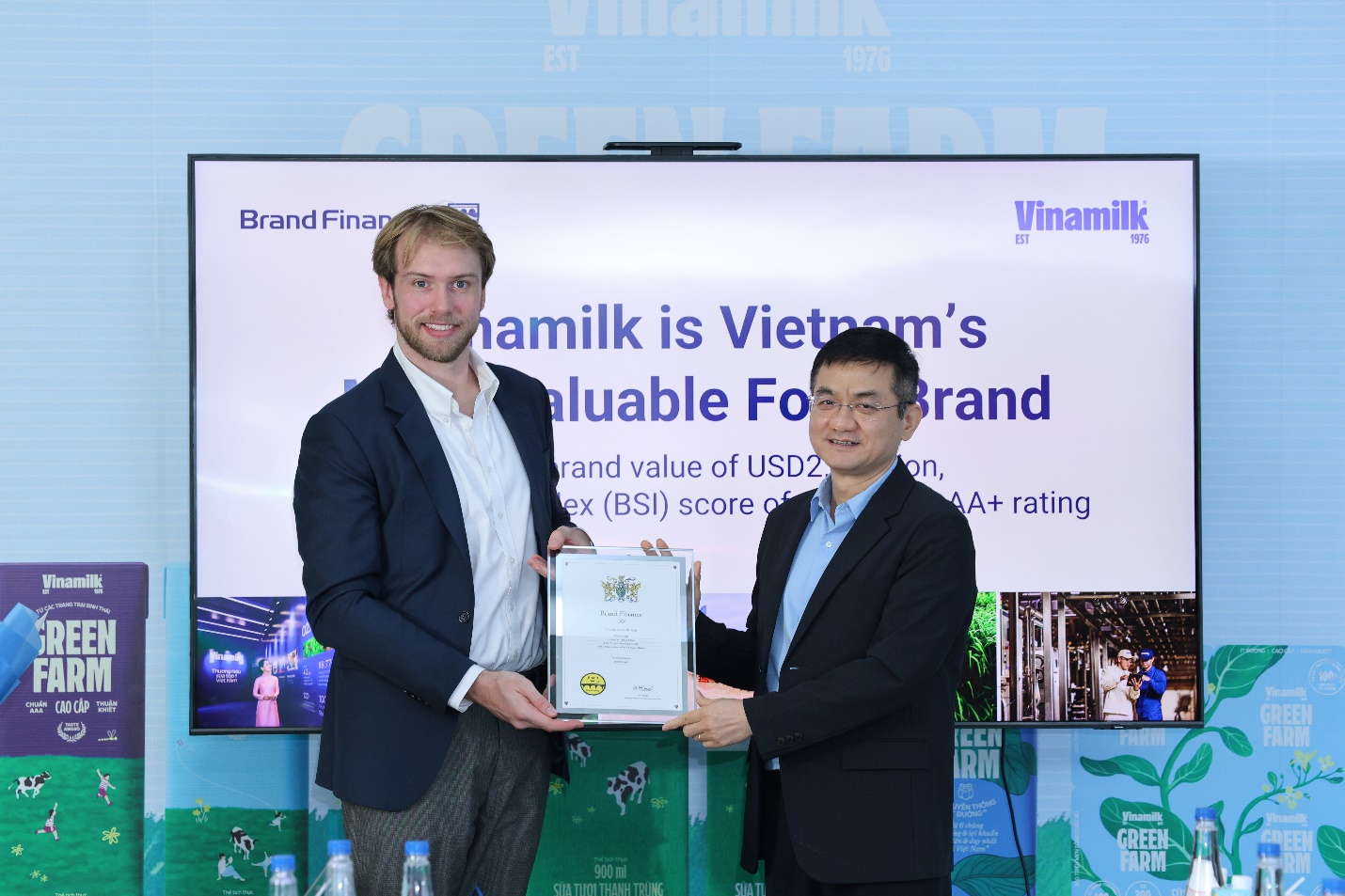 Brand Finance: Sức mạnh thương hiệu Vinamilk tăng trưởng rõ rệt sau khi thay đổi nhận diện - Ảnh 2.