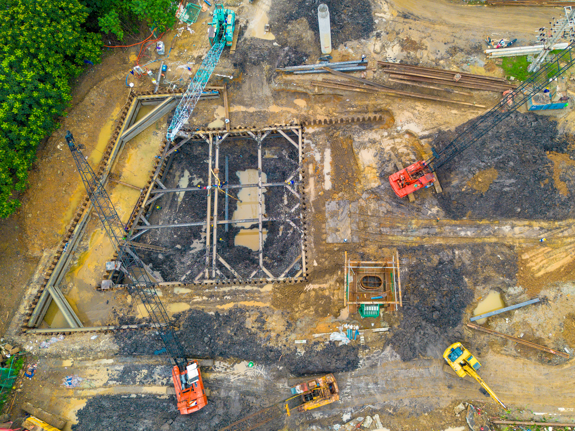 Thay bạn đi xem công trường xây nút giao 2.400 tỷ vượt qua đại lộ rộng nhất Việt Nam, đại dự án của Vinhomes hưởng lợi - Ảnh 10.