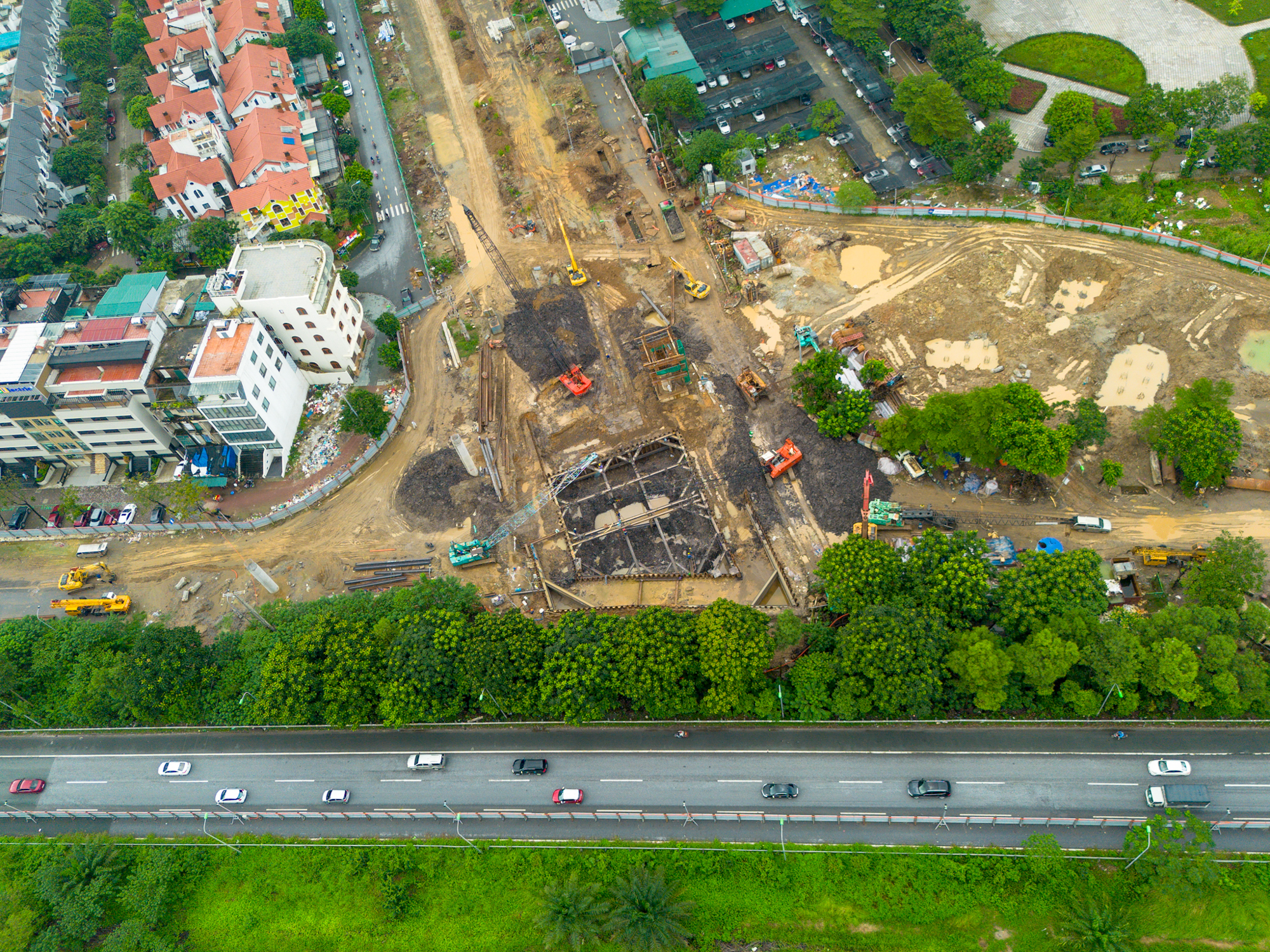 Thay bạn đi xem công trường xây nút giao 2.400 tỷ vượt qua đại lộ rộng nhất Việt Nam, đại dự án của Vinhomes hưởng lợi - Ảnh 6.