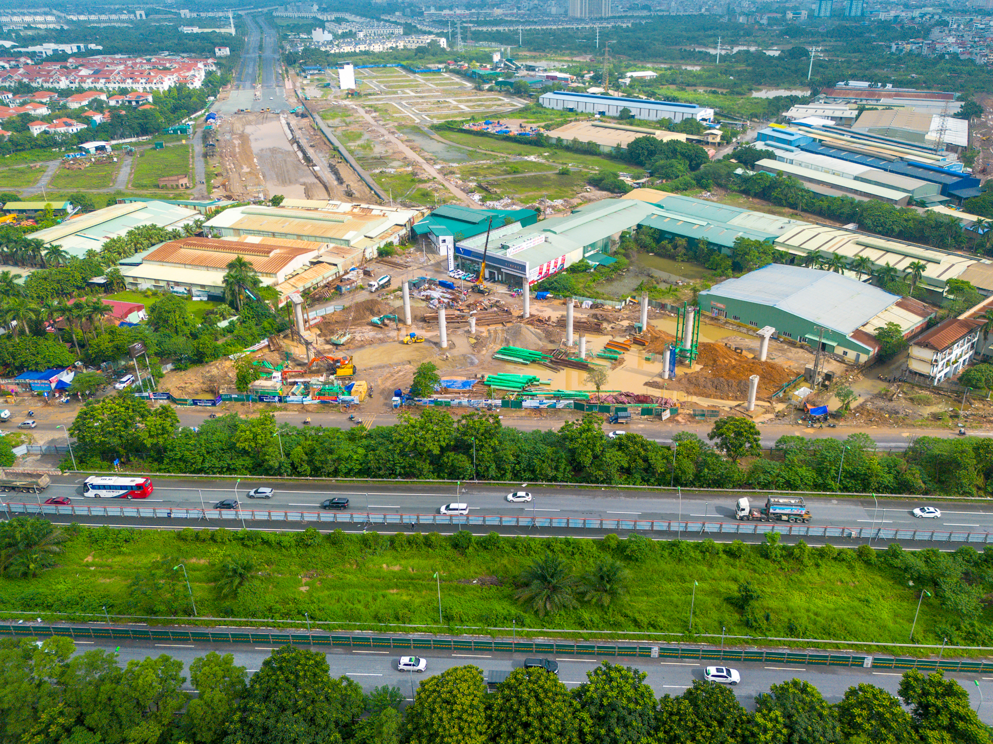 Thay bạn đi xem công trường xây nút giao 2.400 tỷ vượt qua đại lộ rộng nhất Việt Nam, đại dự án của Vinhomes hưởng lợi - Ảnh 8.