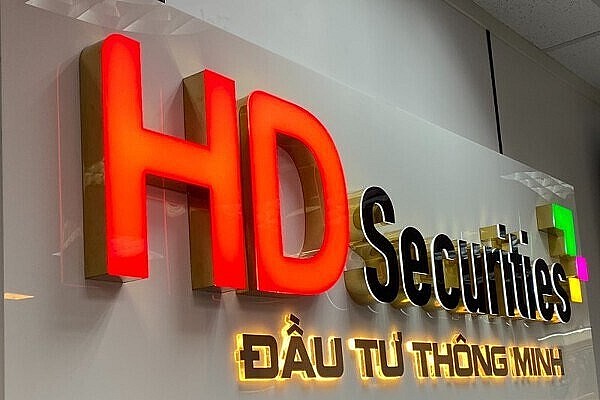 Chủ dự án SwanBay làm cổ đông lớn Chứng khoán HD - Ảnh 1.