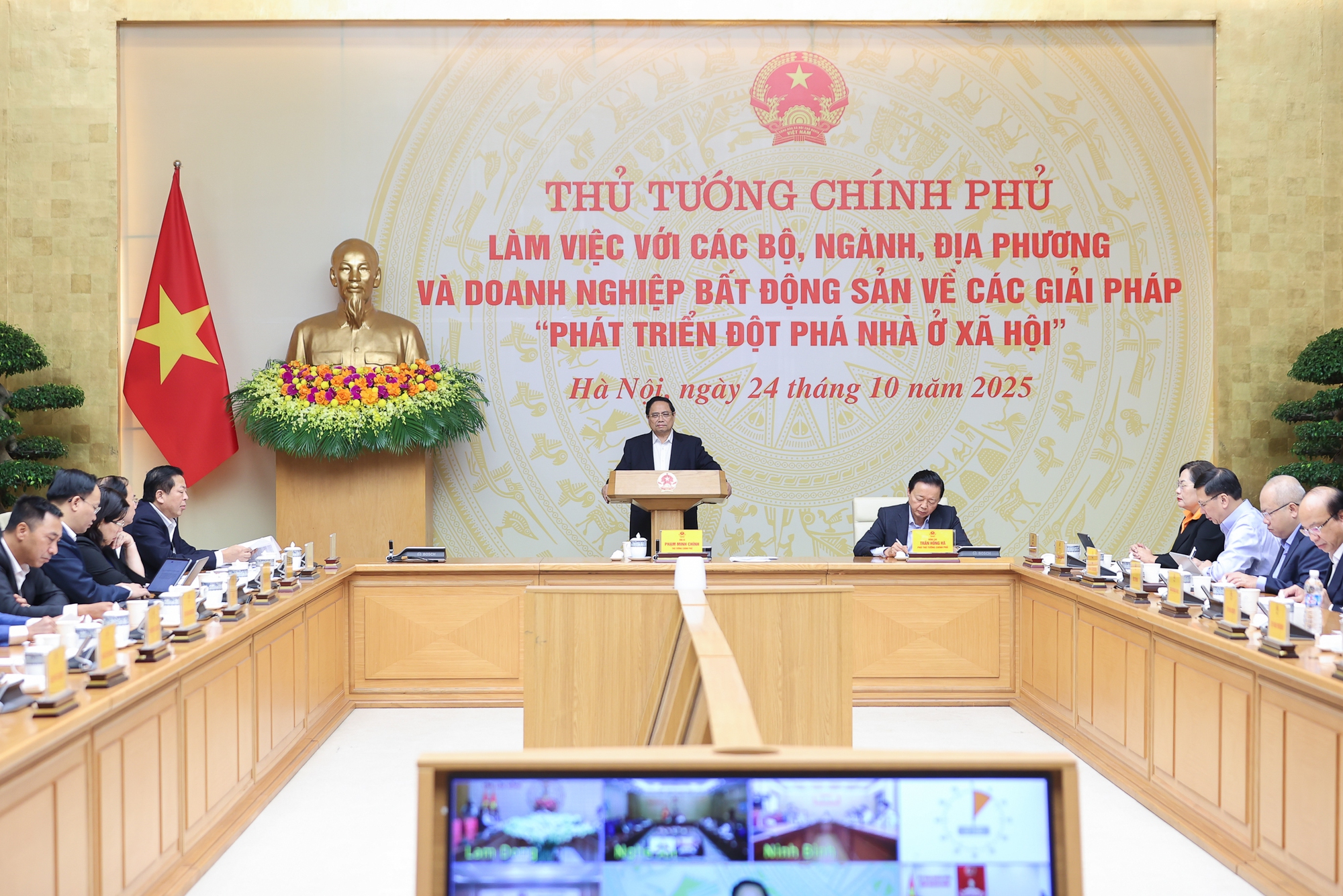 Không để người mua NOXH phải "chen chúc, chạy vạy" mới được mua nhà  - Ảnh 2.