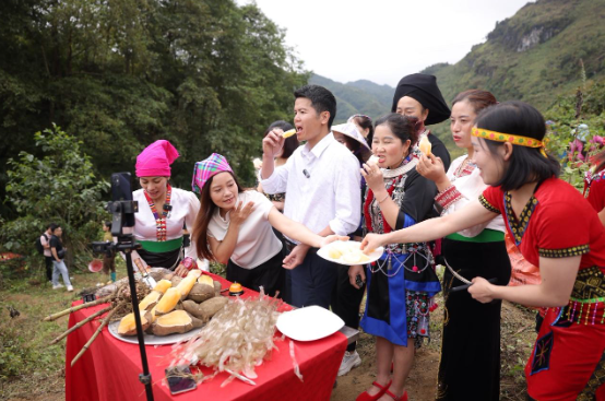 'Ngôi sao mới' của ngành nông sản Việt Nam: Lên sàn thương mại điện tử bán hơn 300 tấn trong 2 tháng, người dân thu nhập hàng chục triệu đồng - Ảnh 2.