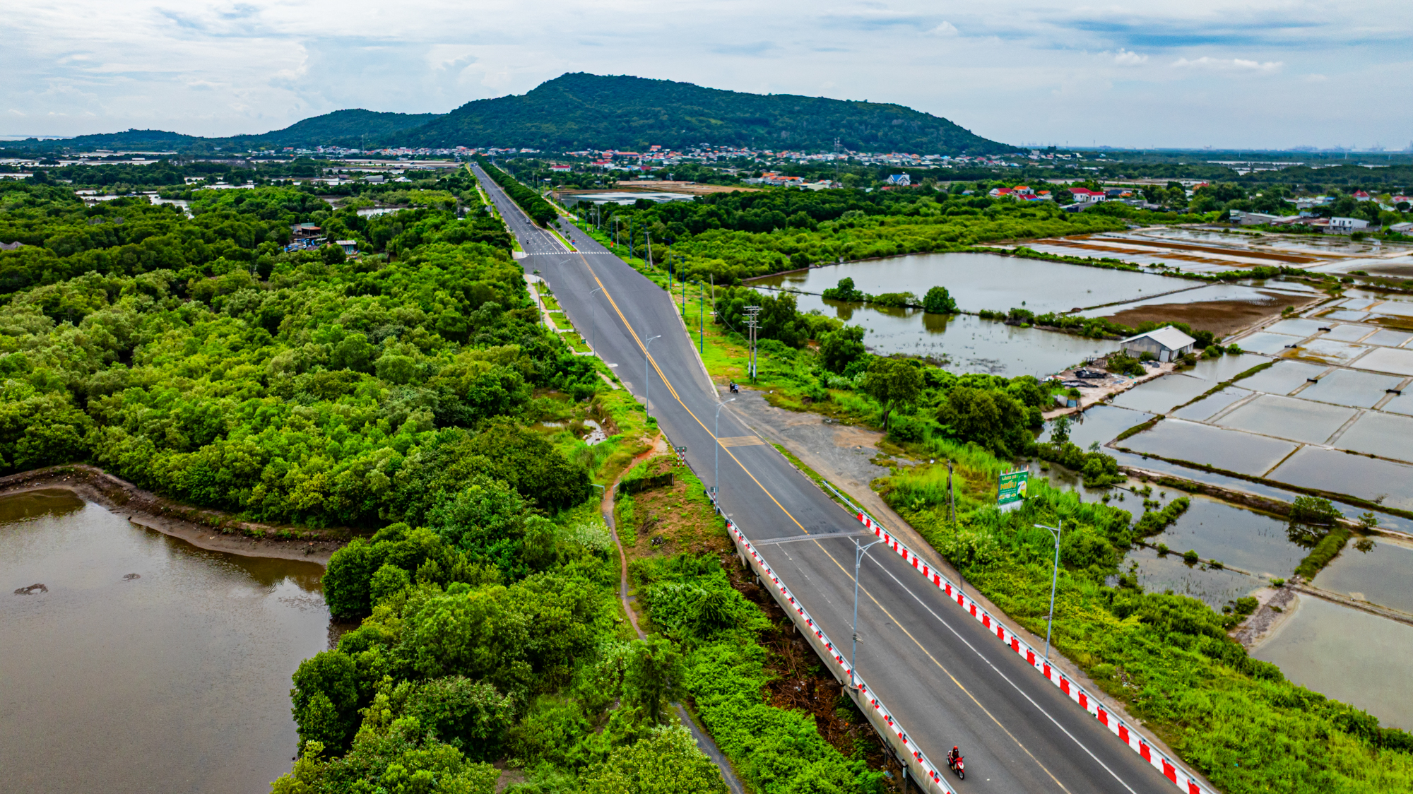 Hòn đảo chỉ cách trung tâm Vũng Tàu 3 km từng được đề xuất làm sân bay, nay có thể trở thành khu đô thị mới của Sun Group- Ảnh 6.