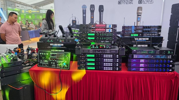 “Đại tiệc” công nghệ âm thanh - ánh sáng PLASE SHOW trở lại Hà Nội- Ảnh 5. “Đại tiệc” công nghệ âm thanh - ánh sáng PLASE SHOW trở lại Hà Nội- Ảnh 5.