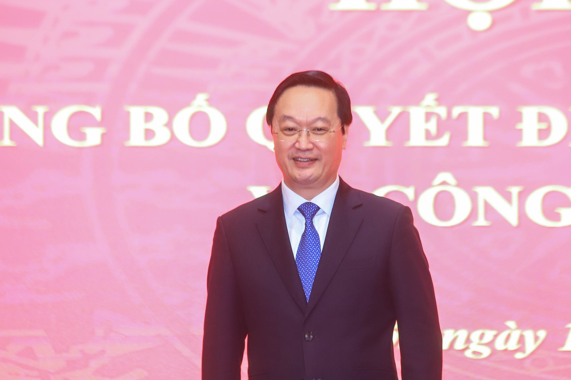 Ông Nguyễn Đức Trung làm Chủ tịch UBND Thành phố Hà Nội - Ảnh 1.