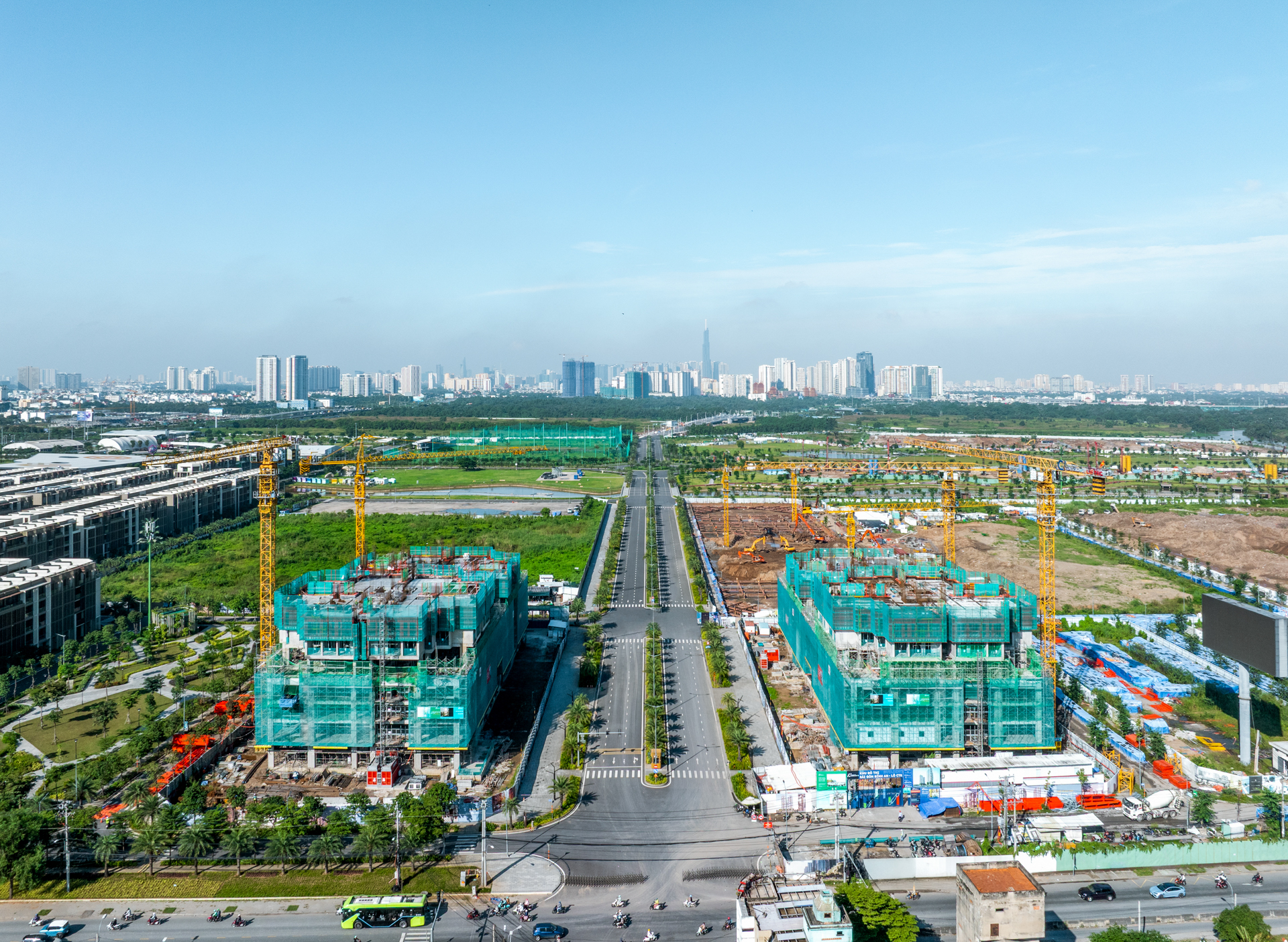 Hàng vạn người dân khu Đông TPHCM vui mừng khôn xiết khi tuyến đường định hình lại giao thông khu vực đã thông tuyến- Ảnh 6. Giải mã lý do căn hộ khu Đông TPHCM luôn thanh khoản cao, người mua hễ xuống tiền là được hưởng lợi - Ảnh 2.