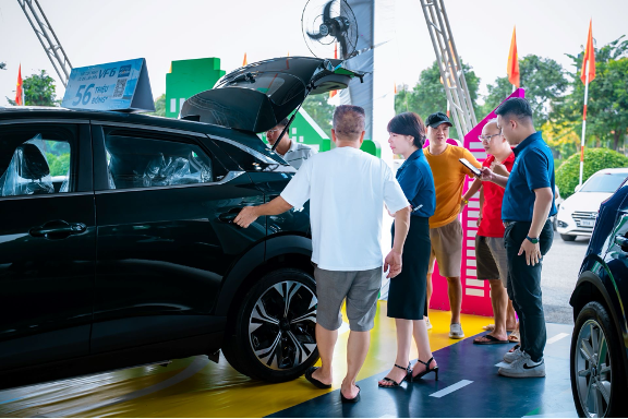 Doanh số gấp 3 lần Toyota, vượt xa cả thị trường: VinFast thể hiện ưu thế về chất lượng toàn diện - Ảnh 2.