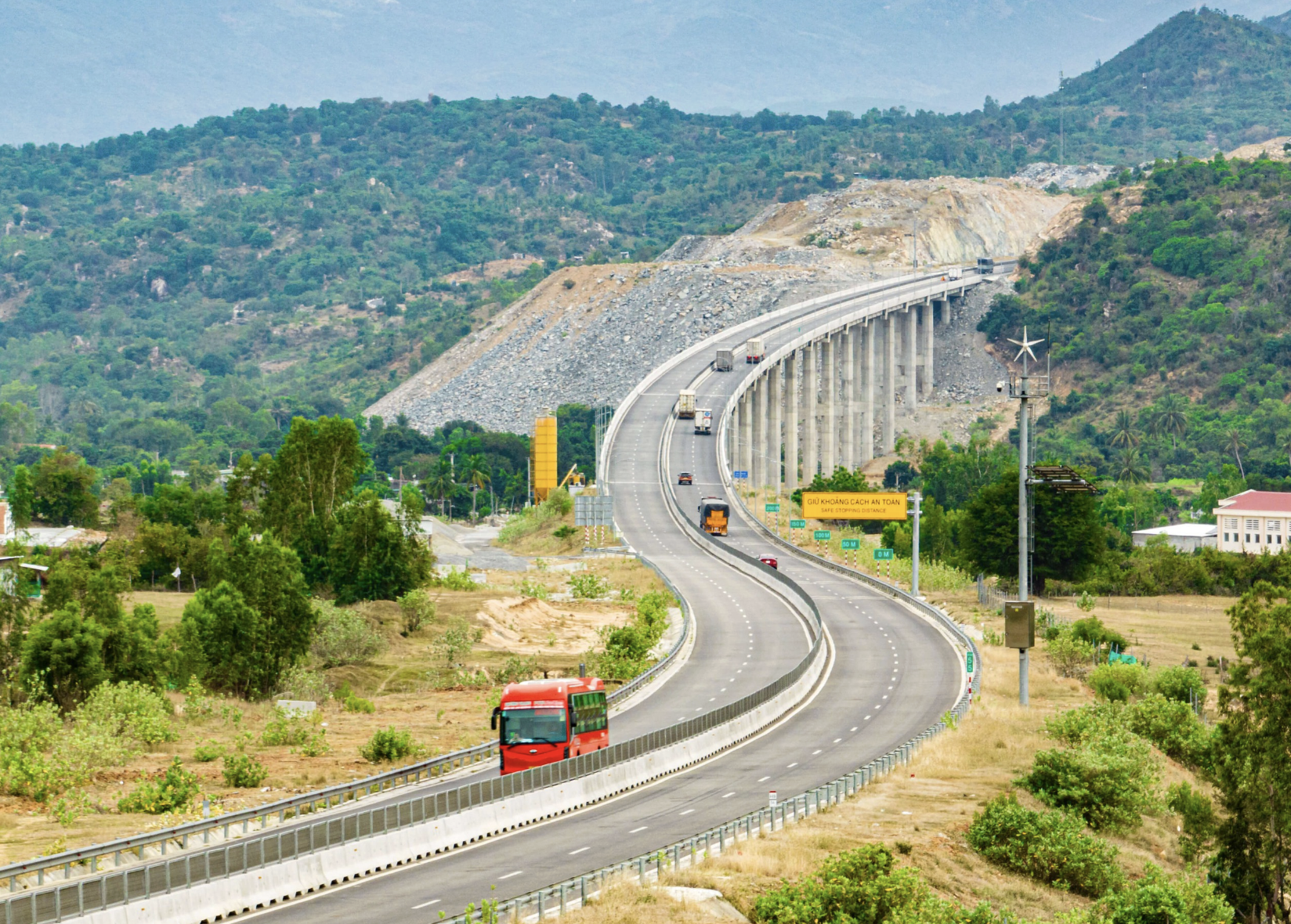 ‘Cú tất tay’ gần 50 tỷ USD với loạt khu đô thị lớn như thành phố của Vingroup- Ảnh 12. ‘Cú tất tay’ gần 50 tỷ USD với loạt khu đô thị lớn như thành phố của Vingroup- Ảnh 12.