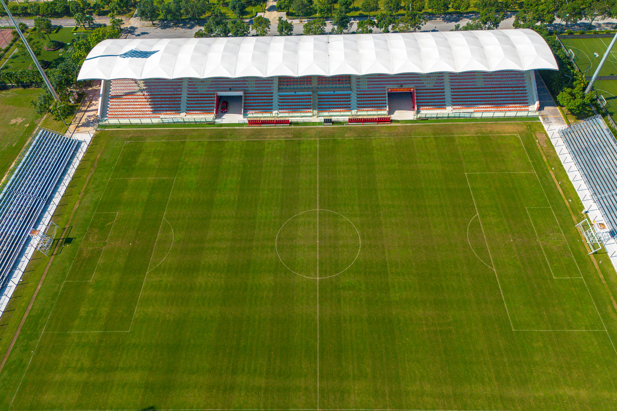 Toàn cảnh khu vực sắp xây sân vận động lớn nhất Việt Nam tại Hưng Yên: Sức chứa 60.000 chỗ ngồi, mái vòm đóng mở tự động - Ảnh 5.