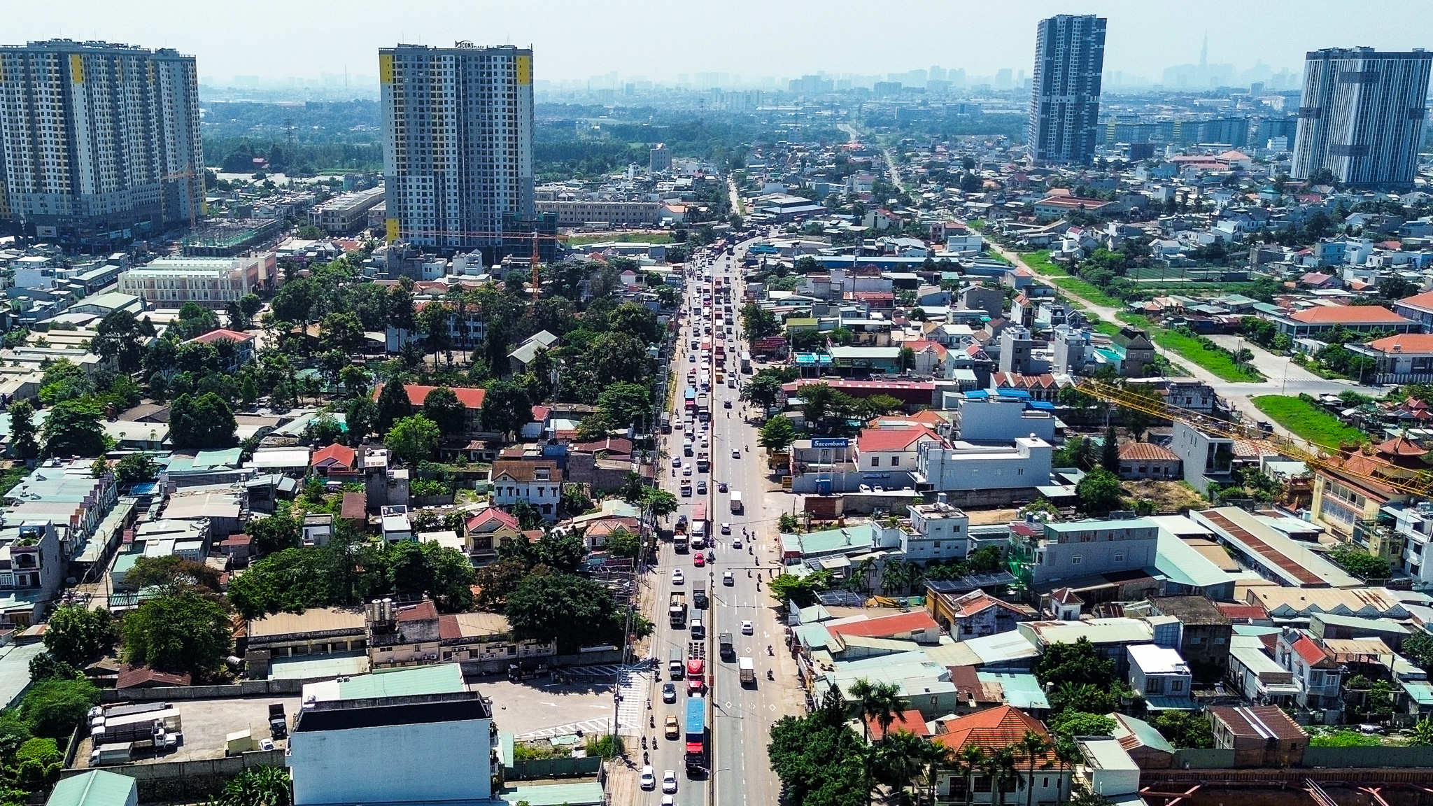 Khu vực bất động sản cực sôi động sau sáp nhập: Giá bằng một nửa, nguồn cung vượt xa TP.HCM cũ - Ảnh 4.