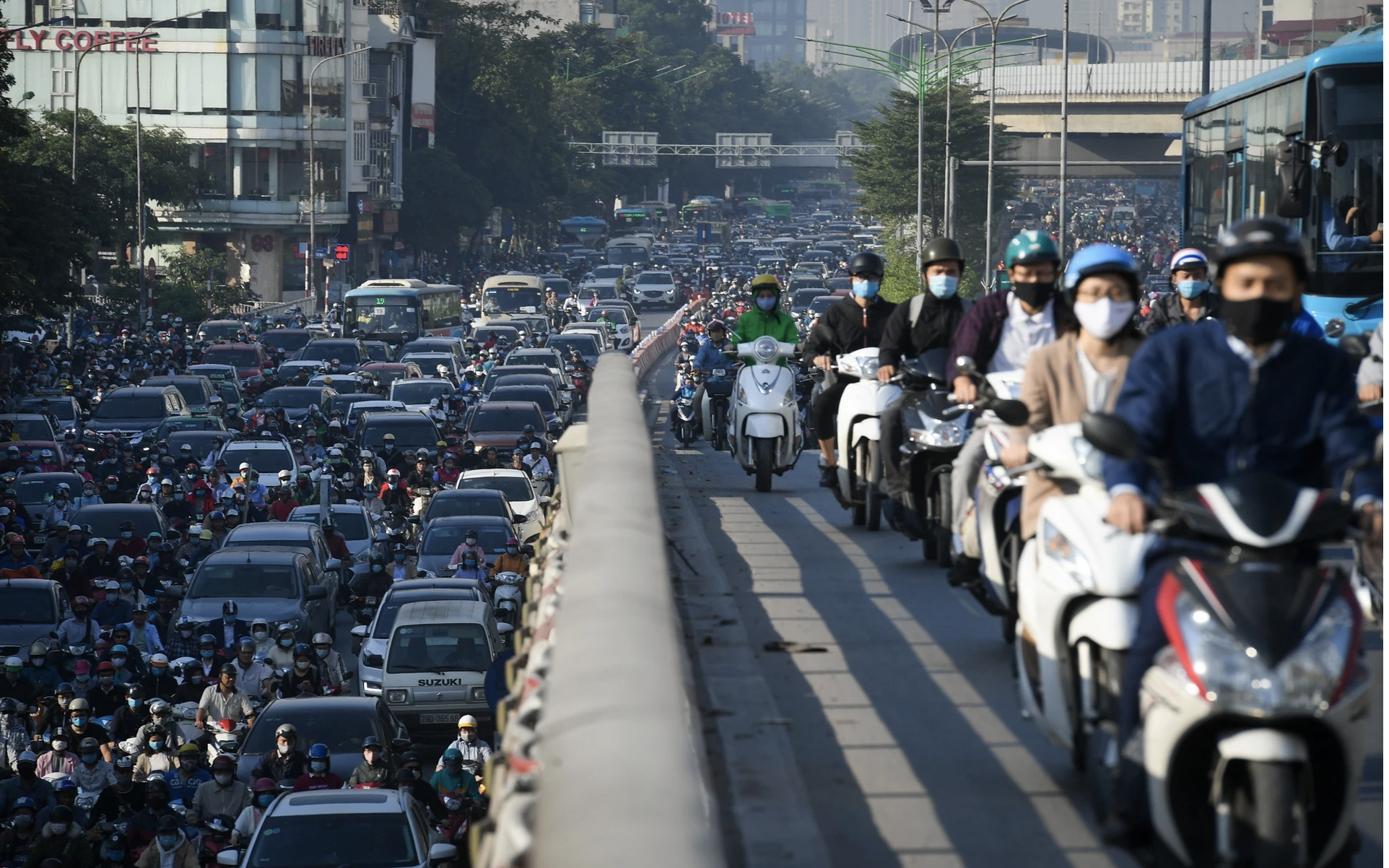 Nhà gần metro đáng giá bao nhiêu? Con số giật mình mà bạn không tưởng tượng được - Ảnh 8.