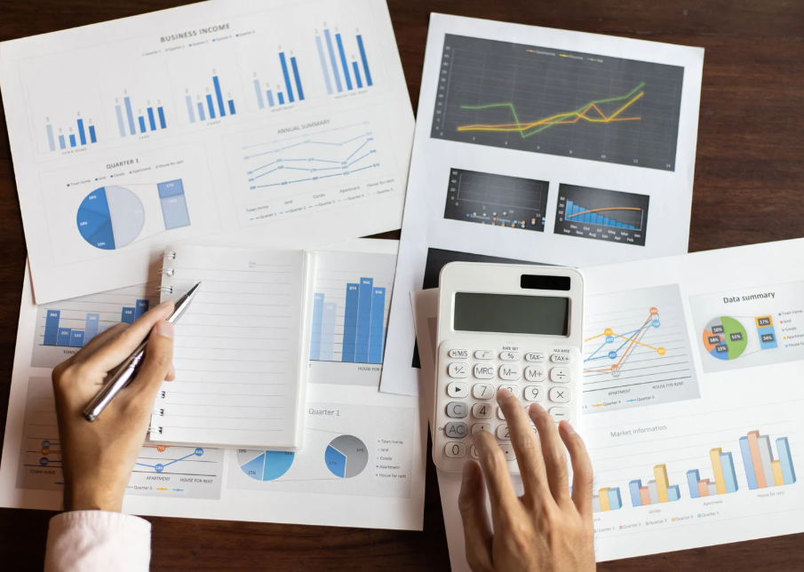 Năng lực tài chính – Yếu tố then chốt của các định chế tài chính trong năm 2025 - Ảnh 2.