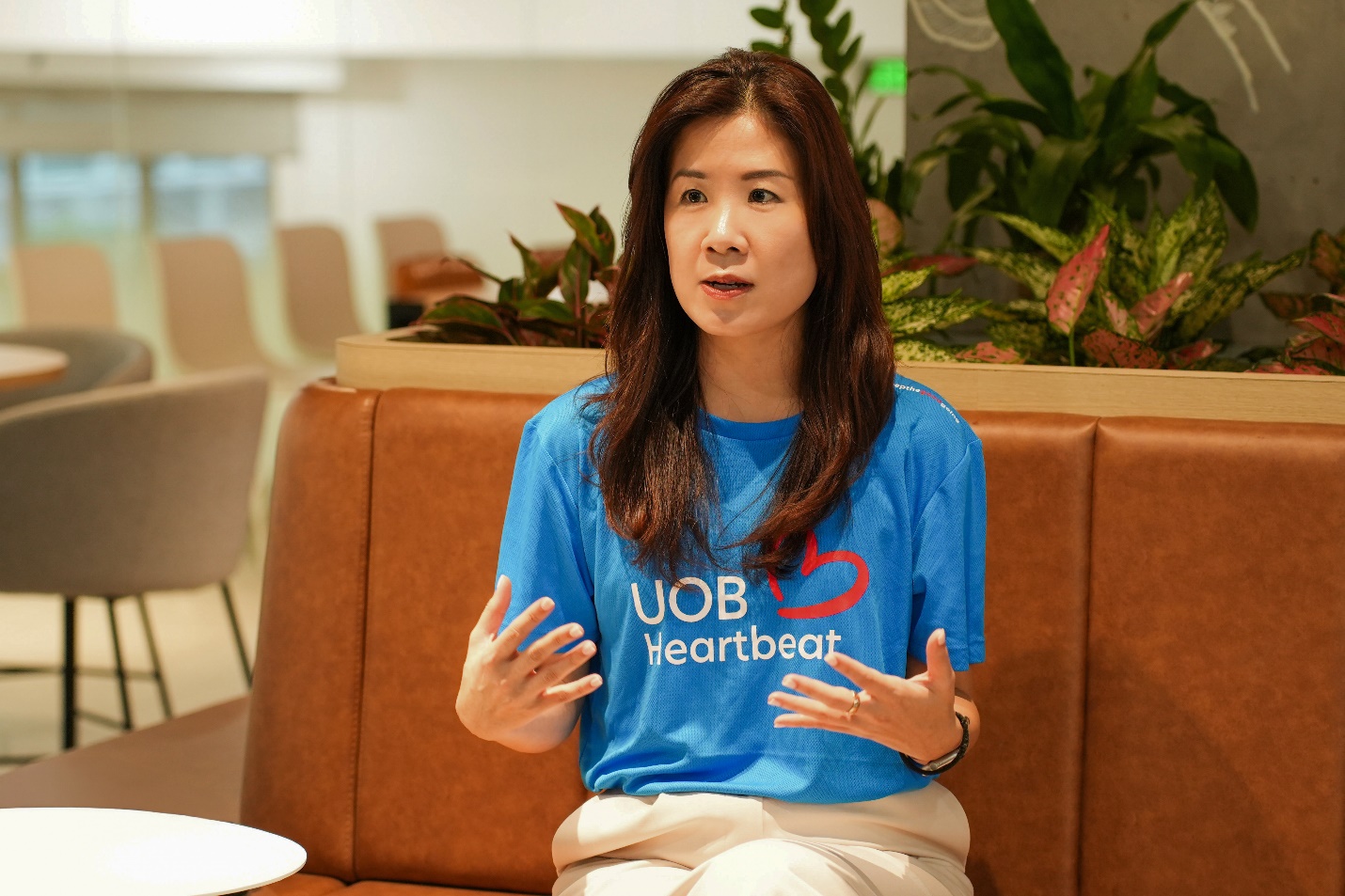 Ngân hàng UOB Việt Nam khởi động dự án trồng 10.000 cây tại rừng phòng hộ Biển Tây, chung tay vì nỗ lực chống biến đổi khí hậu ở Việt Nam - Ảnh 3.