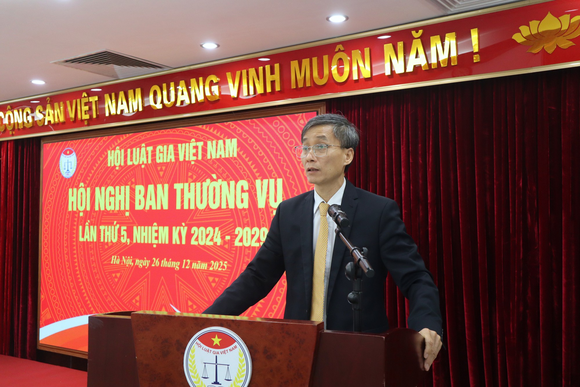 Hội nghị Ban Thường vụ Hội Luật gia Việt Nam lần thứ 5 - Ảnh 2.