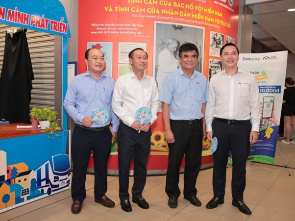 Phường Thủ Đức công bố thời gian nhập liệu hành chính giảm 80% nhờ AI tại Ngày hội công nghệ số Thủ Đức - Ảnh 15.