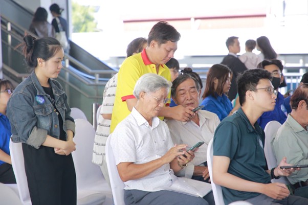 Phường Thủ Đức công bố thời gian nhập liệu hành chính giảm 80% nhờ AI tại Ngày hội công nghệ số Thủ Đức - Ảnh 8.