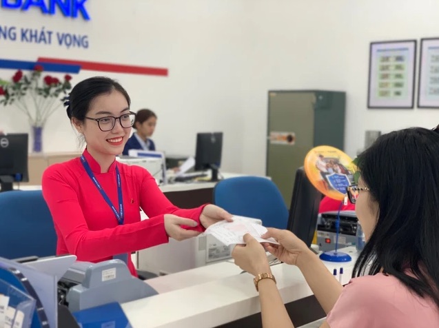 Ngân hàng đầu tiên công bố BCTC quý 1: Lợi nhuận tăng 44%, lên cao thứ 2 lịch sử- Ảnh 1. Ngân hàng đầu tiên công bố BCTC quý 1: Lợi nhuận tăng 44%, lên cao thứ 2 lịch sử- Ảnh 1.