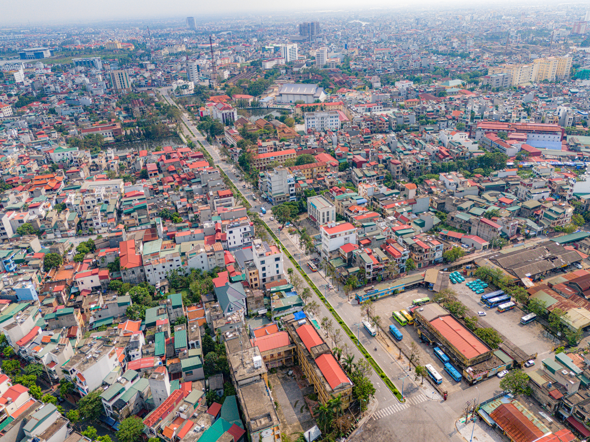 Diện mạo siêu thành phố mới sau sáp nhập sẽ có quy mô kinh tế hơn 650.000 tỷ đồng, chỉ sau Hà Nội và TP.HCM- Ảnh 6. Diện mạo siêu thành phố mới sau sáp nhập sẽ có quy mô kinh tế hơn 650.000 tỷ đồng, chỉ sau Hà Nội và TP.HCM- Ảnh 6.