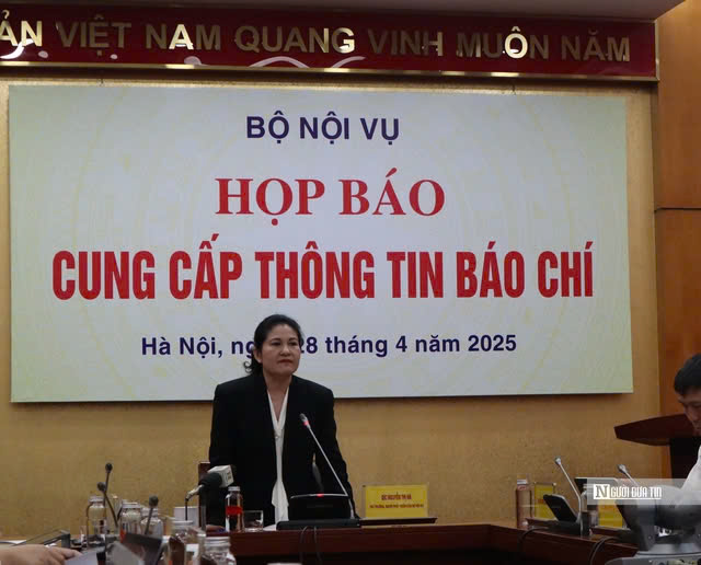 Bộ Nội vụ sẽ đề xuất sửa đổi chính sách tiền lương trong quý II/2025- Ảnh 1. Bộ Nội vụ sẽ đề xuất sửa đổi chính sách tiền lương trong quý II/2025- Ảnh 1.