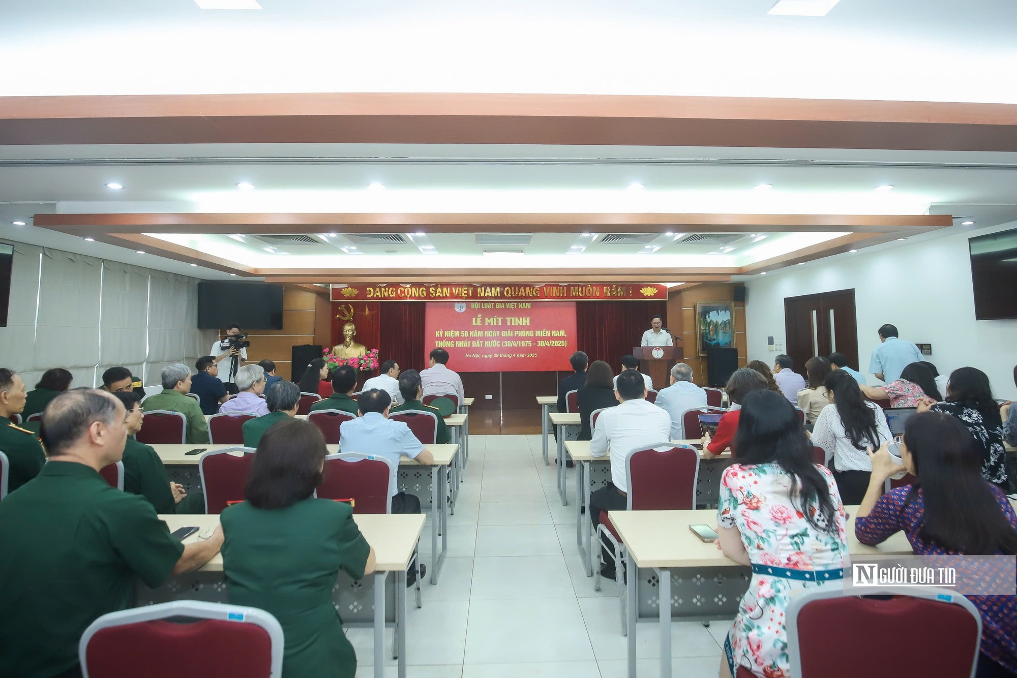 Tự hào đại thắng, vững bước tương lai- Ảnh 3. Tự hào đại thắng, vững bước tương lai- Ảnh 3.