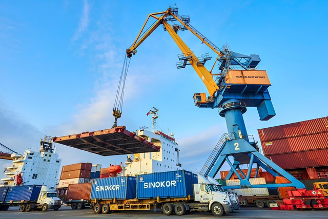 Nhóm Viconship nâng sở hữu lên 11,6% vốn Xếp dỡ Hải An- Ảnh 1. Nhóm Viconship nâng sở hữu lên 11,6% vốn Xếp dỡ Hải An- Ảnh 1.
