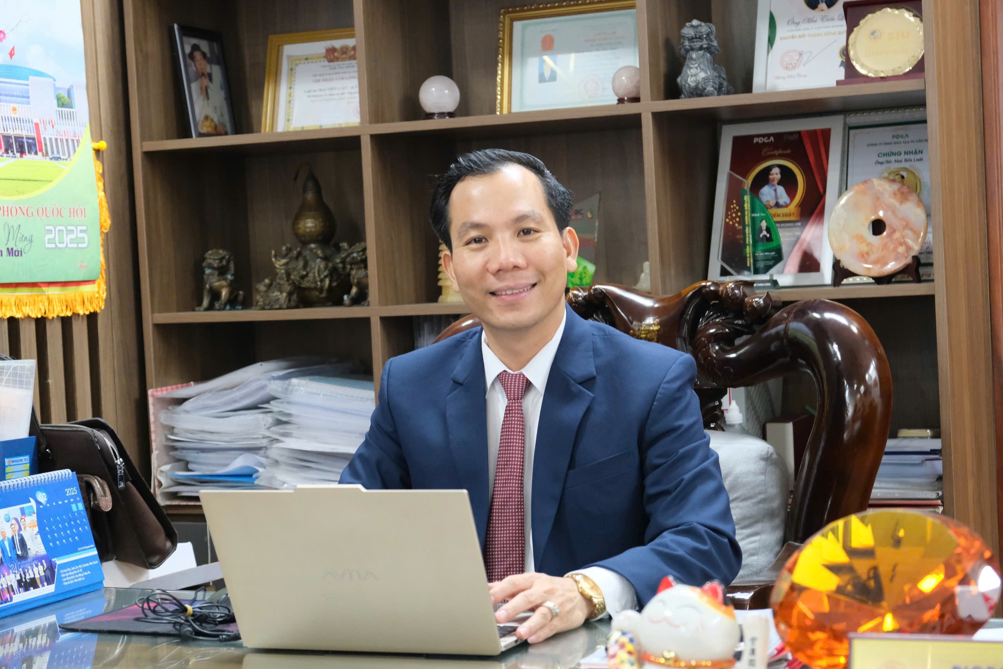 Khóa học làm giàu: Giấc mơ tự chủ tài chính hay chiêu trò lừa đảo?- Ảnh 3. Khóa học làm giàu: Giấc mơ tự chủ tài chính hay chiêu trò lừa đảo?- Ảnh 3.
