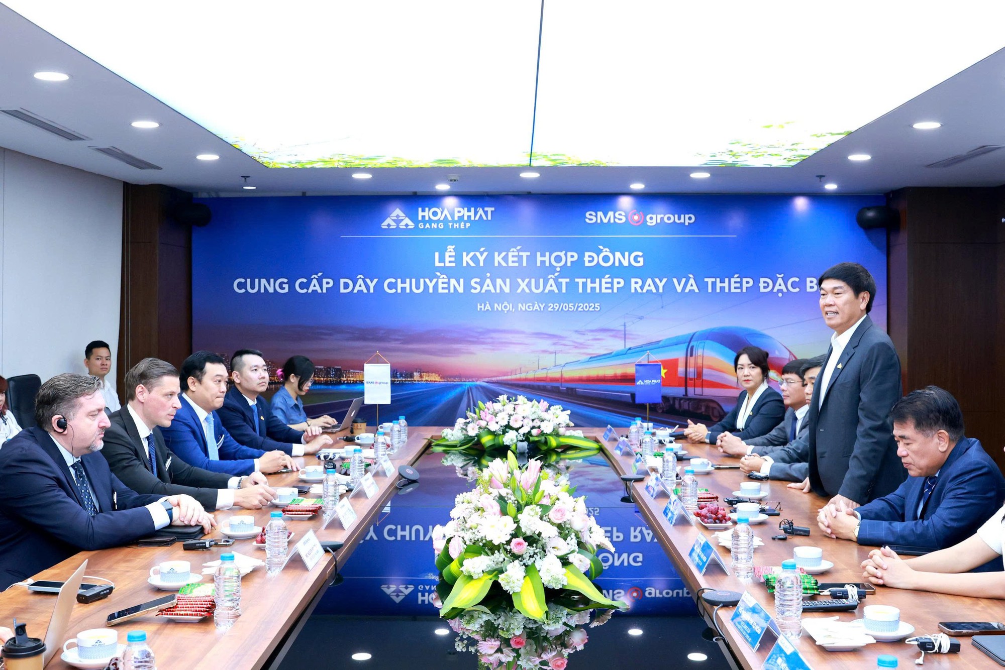 Hòa Phát trở thành doanh nghiệp duy nhất ở Đông Nam Á sản xuất ray tàu cao tốc- Ảnh 2. Hòa Phát trở thành doanh nghiệp duy nhất ở Đông Nam Á sản xuất ray tàu cao tốc- Ảnh 2.