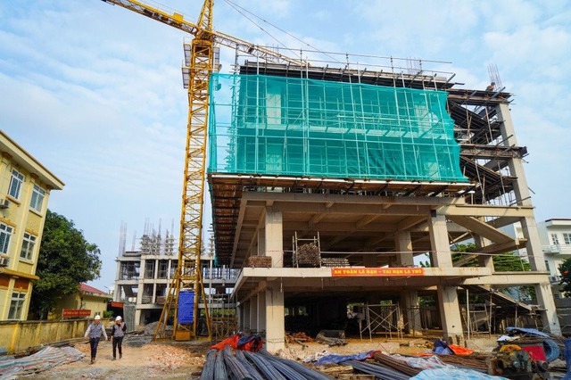 Thủ tướng "lệnh" khẩn trương cắt giảm thủ tục giấy phép xây dựng cho dự án đã có quy hoạch chi tiết 1/500- Ảnh 1. Thủ tướng "lệnh" khẩn trương cắt giảm thủ tục giấy phép xây dựng cho dự án đã có quy hoạch chi tiết 1/500- Ảnh 1.