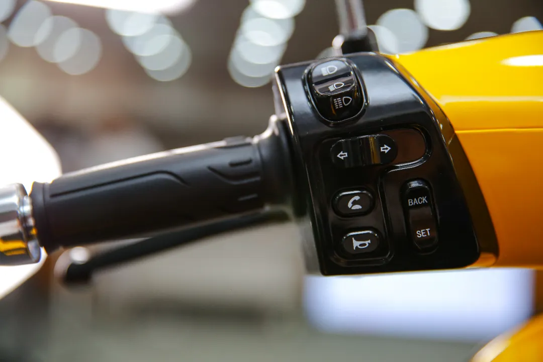 Xe ga dáng cổ của Honda chính thức mở bán: Thiết kế đỉnh như SH Mode, có ABS 2 kênh - ăn xăng không tới 2 lít/100 km- Ảnh 7. Cực phẩm xe ga giá rẻ của Honda mở bán: Trang bị ngang SH, camera hành trình - chốt hơn 20.000 đơn trong 1 giờ - Ảnh 7.