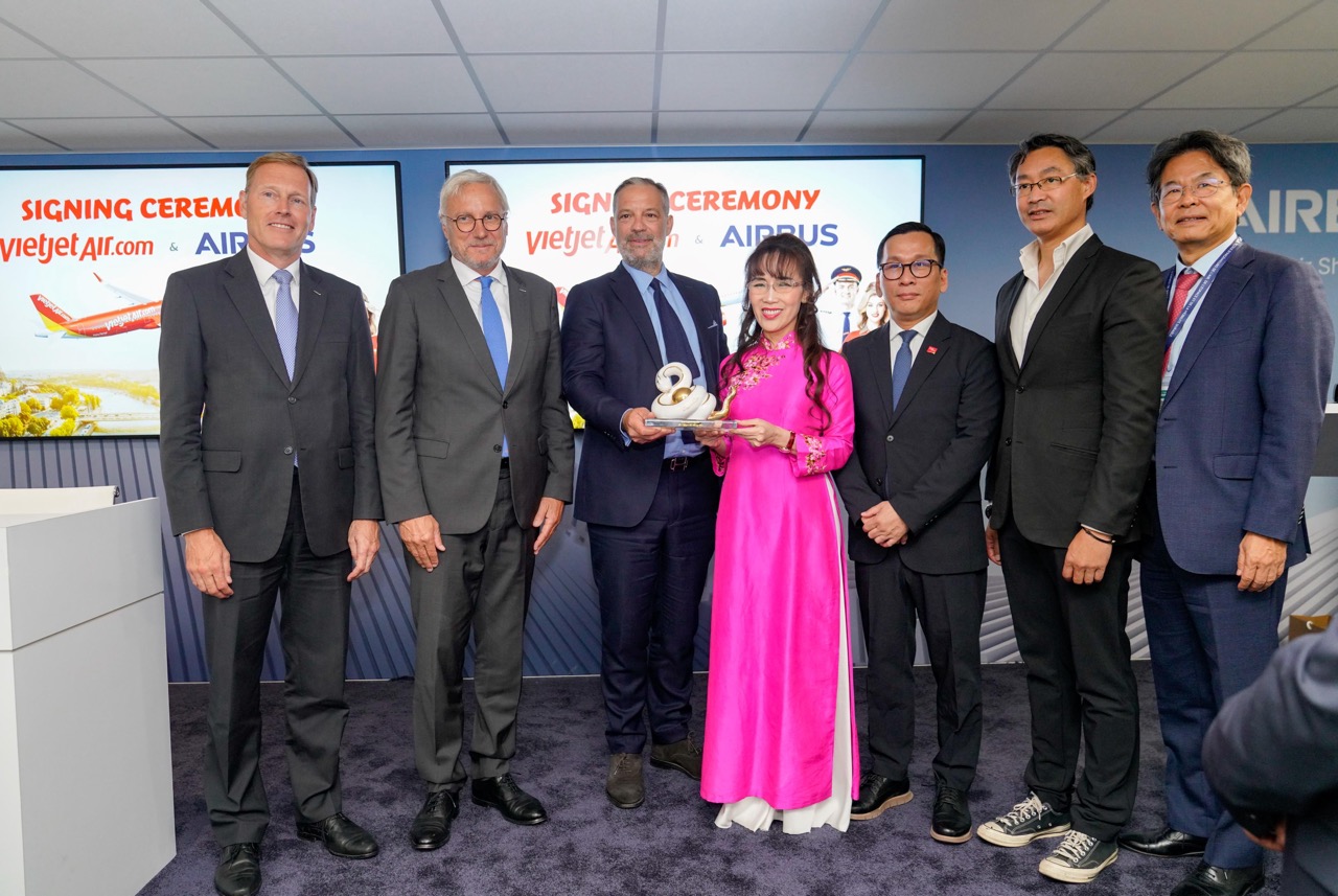 Vietjet Air của tỷ phú Nguyễn Thị Phương Thảo đặt mua tiếp 100 máy bay Airbus - Ảnh 3.