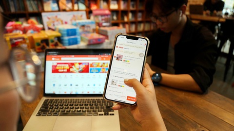1 phút hỏi đáp thuế: Tổng tiền sản phẩm bán trên Shopee hơn 258 triệu đồng, nhưng sau khi trừ các chi phí như giảm giá, phí vận chuyển... thực nhận còn hơn 196 triệu đồng. Cá nhân sẽ đóng thuế theo số 258 triệu hay 196 triệu? - Ảnh 1.