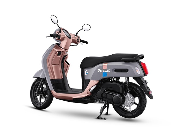 “Kẻ thách thức” Honda Vision thêm màu mới cực xịn: Thiết kế đẹp như SH Mode, động cơ hybrid tiêu thụ chỉ 1,7 lít/100km - Ảnh 4.
