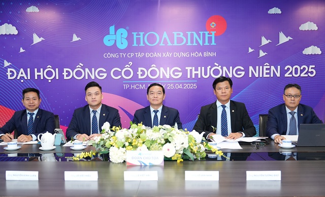 Vừa bán ra nửa triệu cổ phiếu, Tổng giám đốc HBC muốn thoái sạch vốn - Ảnh 1.
