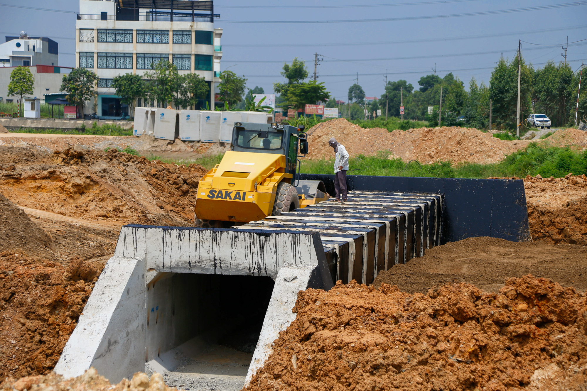 Tuyến đường vành đai 86.000 tỷ đồng đi qua “Thủ phủ Công nghiệp” bắt đầu được trải nhựa, sẽ hoàn thành sau vài tháng nữa- Ảnh 7.