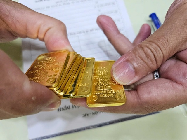 Cập nhật giá vàng hôm nay ngày 26/7: Vàng miếng SJC giảm 600.000 đồng/lượng - Ảnh 1.