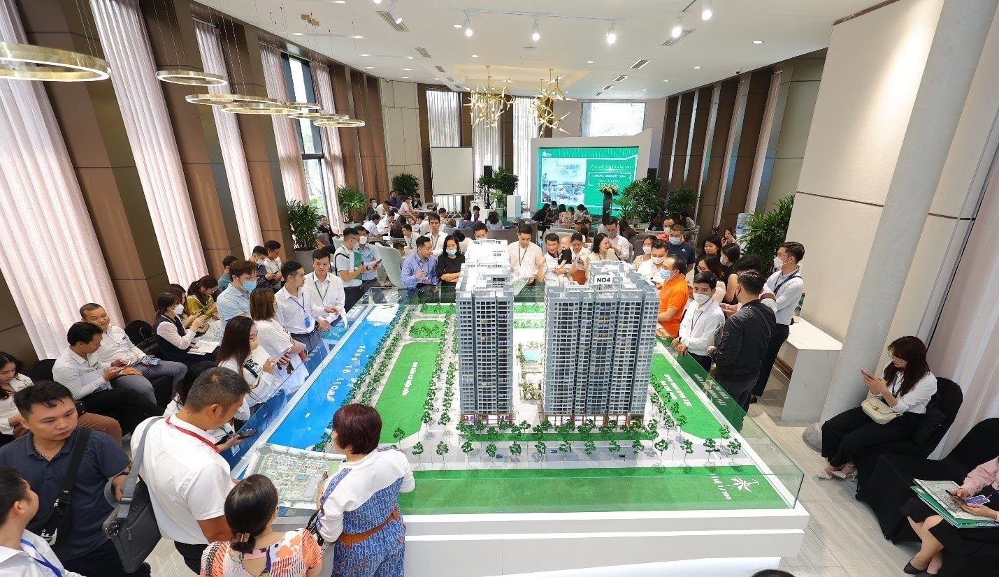 Người trẻ mua nhà: Không phải cuộc chơi cá nhân, cần "bàn tay" Nhà nước và thị trường- Ảnh 1.