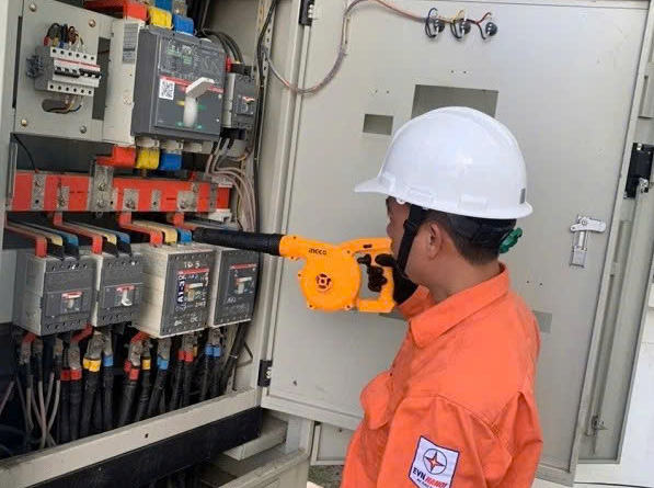 EVN Hà Nội báo lỗ hơn 264 tỷ đồng trong nửa đầu năm 2025 - Ảnh 1.