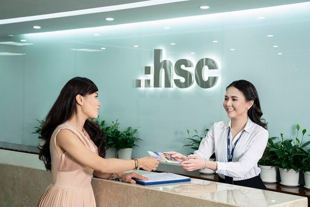 Cổ đông Nhà nước của HSC chỉ bán được 4,4% lượng quyền mua cổ phiếu HCM - Ảnh 1.