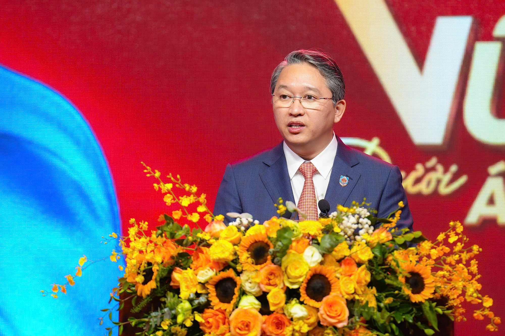 Bộ Tư pháp đón nhận Huân chương Lao động hạng Nhất- Ảnh 1.