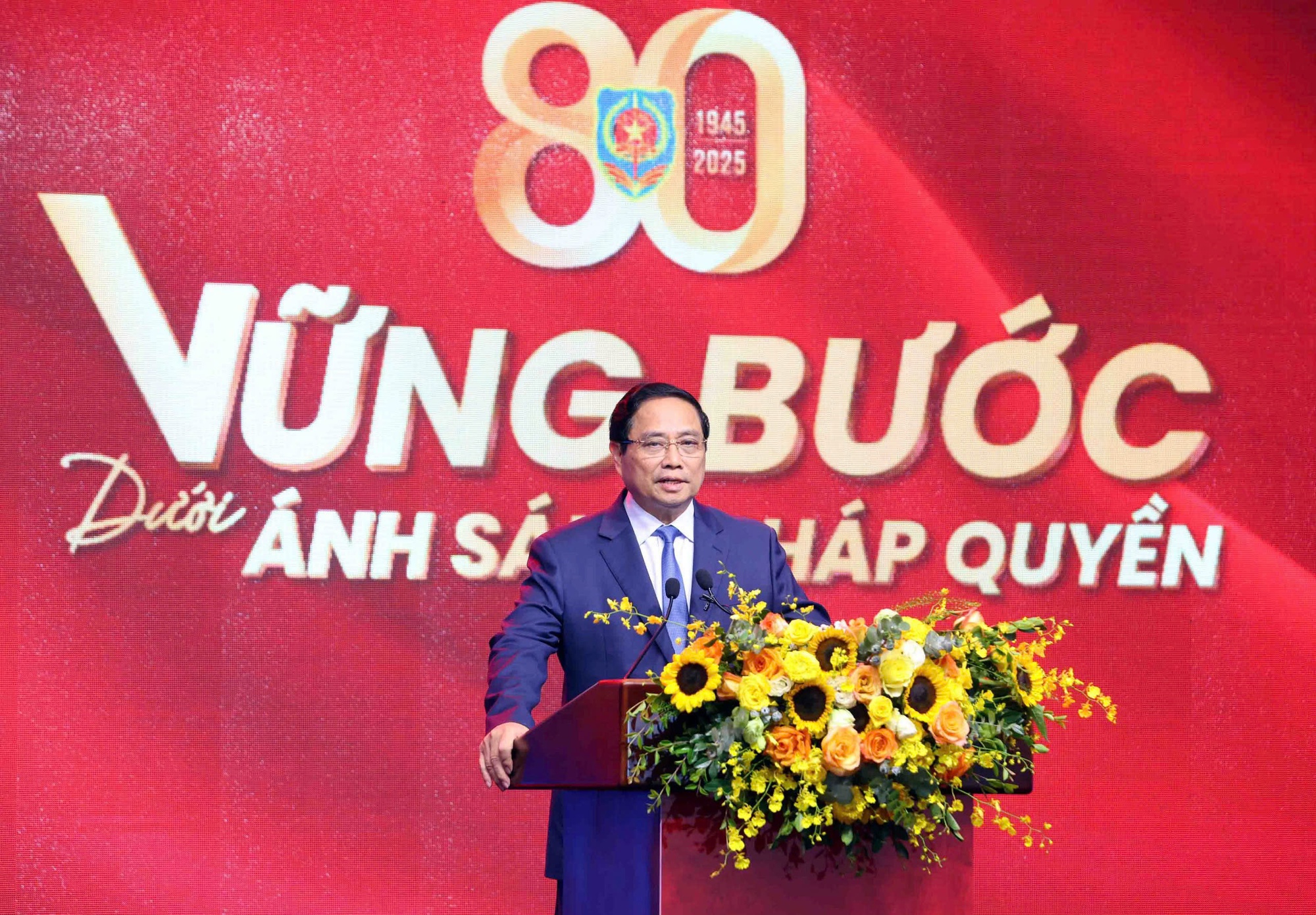 Bộ Tư pháp đón nhận Huân chương Lao động hạng Nhất- Ảnh 3.