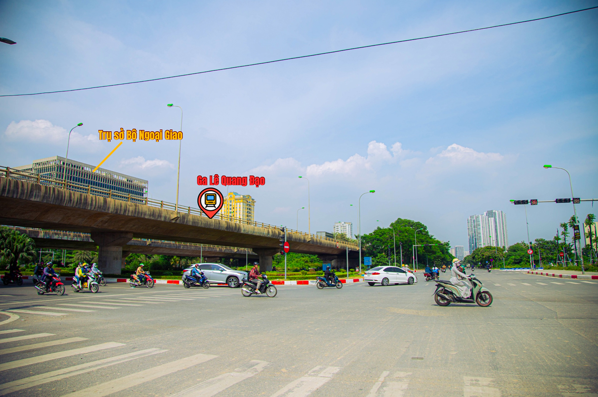 Điểm danh vị trí ga tuyến metro Văn Cao - Hoà Lạc: Đại đô thị của Vinhomes, toà nhà cao thứ 2 Hà Nội đón tin vui- Ảnh 9. Điểm danh vị trí ga tuyến metro Văn Cao - Hoà Lạc: Đại đô thị của Vinhomes, toà nhà cao thứ 2 Hà Nội đón tin vui- Ảnh 9.